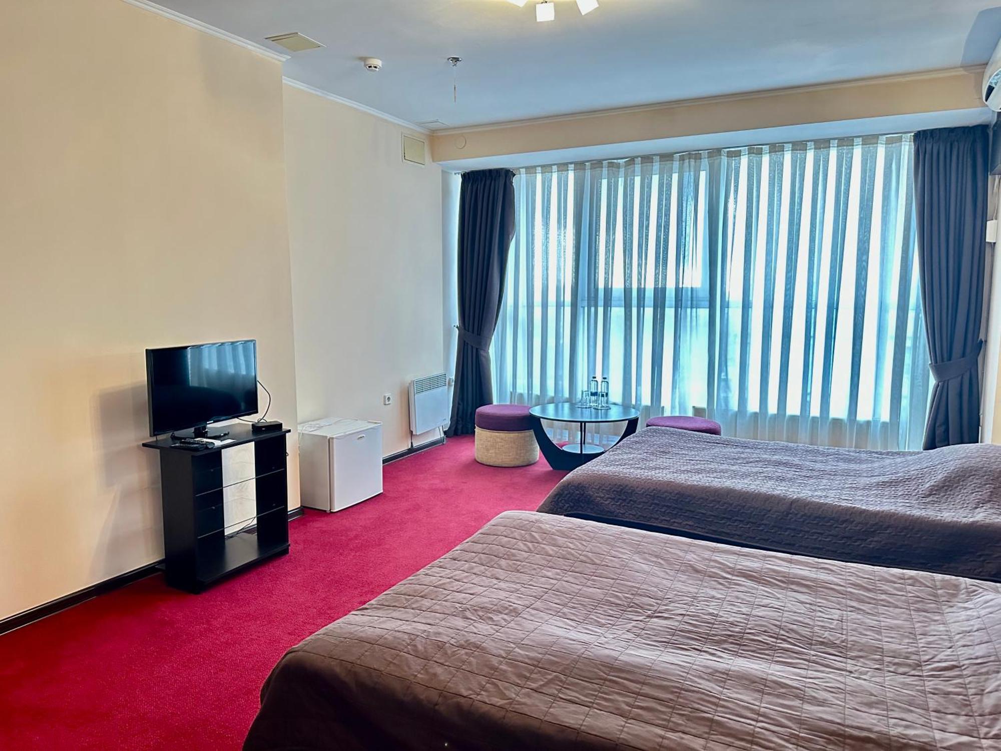 Mark Plaza Hotel Mykolaiv Habitación foto