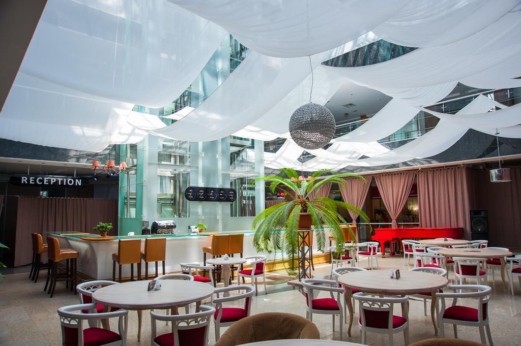 Mark Plaza Hotel Mykolaiv Exterior foto
