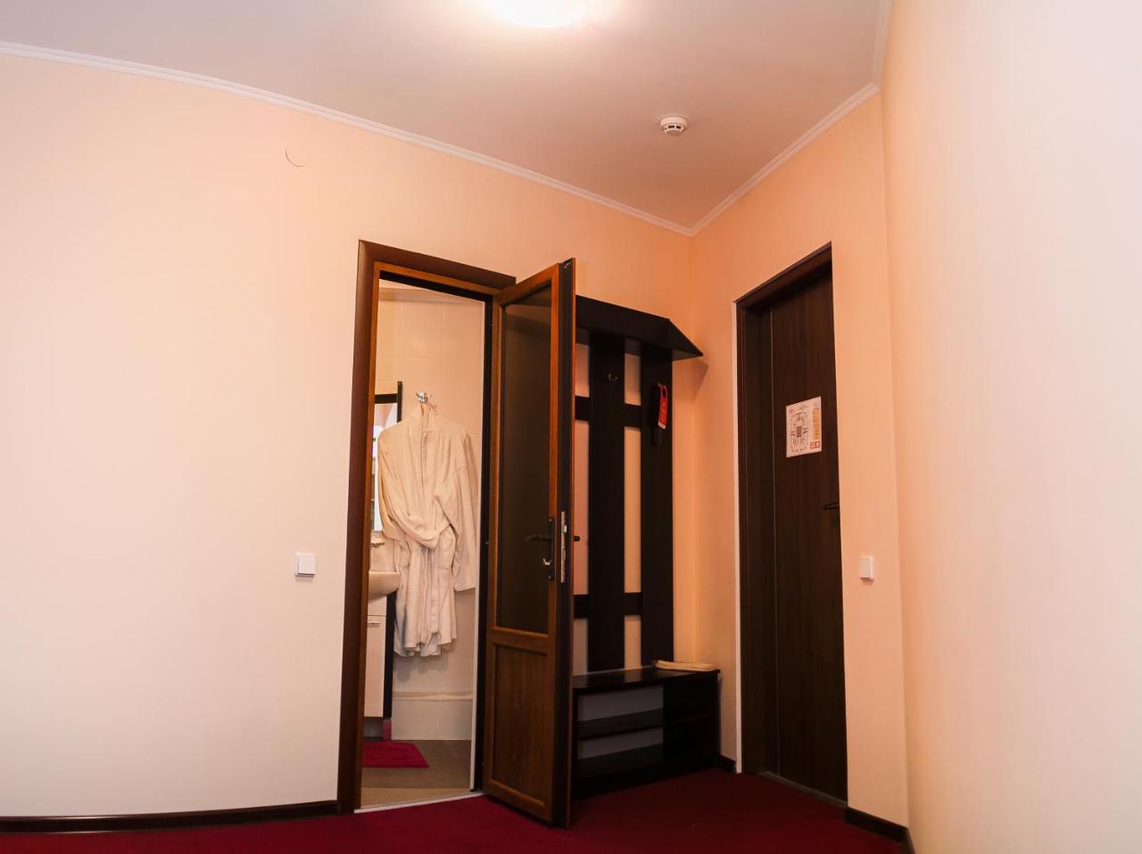 Mark Plaza Hotel Mykolaiv Exterior foto
